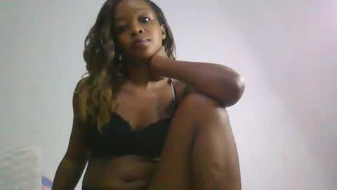 Mailah online show from March 9, 11:31 pm