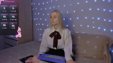 Your kitty online show from November 13, 3:55 pm