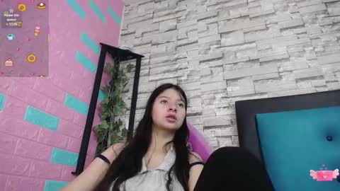  MAILY CAN  online show from October 10, 12:59 pm