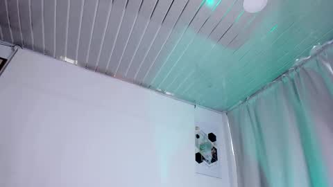 Snapshot of mailyn_1 chatting on January 5, 5:27 pm Mailyn online show from January 5, 5:27 pm