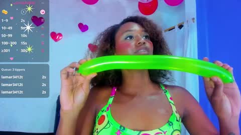 Mailyn online show from February 8, 8:53 pm