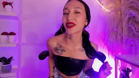 Snapshot of mailynjones_ chatting on July 1, 11:34 am Mailyn online show from July 1, 11:34 am