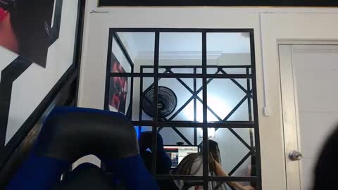 MAIRA online show from October 2, 3:02 am