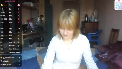 Evie online show from June 30, 1:12 pm