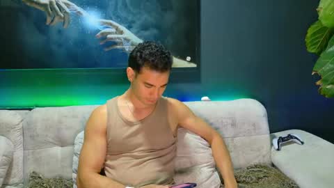 Snapshot of maisonbastian chatting on June 3, 12:46 am Bastian Arslan online show from June 3, 12:46 am