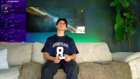 Snapshot of maisonbastian chatting on June 8, 8:42 pm Bastian Arslan online show from June 8, 8:42 pm