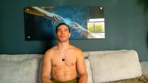 Snapshot of maisonbastian chatting on June 19, 3:38 pm Bastian Arslan online show from June 19, 3:38 pm