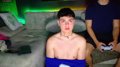 Snapshot of maisonbastian chatting on June 20, 3:42 am Bastian Arslan online show from June 20, 3:42 am