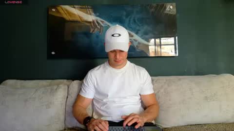 Snapshot of maisonbastian chatting on June 21, 3:47 pm Bastian Arslan online show from June 21, 3:47 pm