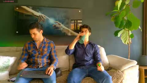 Snapshot of maisonbastian chatting on June 24, 9:25 pm Bastian Arslan online show from June 24, 9:25 pm