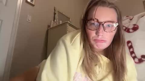 maisystellaxx online show from March 15, 4:51 am