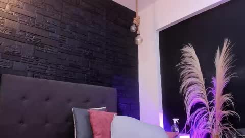 maite_smith69 online show from October 13, 12:27 pm