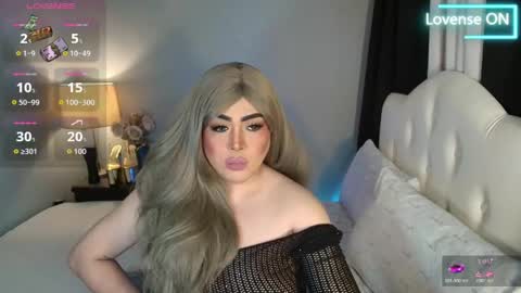 majestydannaxx online show from April 27, 2:53 am