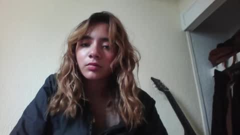 majo_gomezz online show from September 18, 5:15 pm