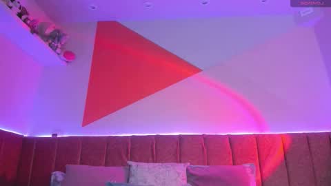 Snapshot of majoogomez chatting on February 16, 10:55 am Majo Gomez online show from February 16, 10:55 am