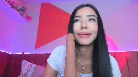 Snapshot of majoogomez chatting on February 27, 10:37 am Majo Gomez online show from February 27, 10:37 am