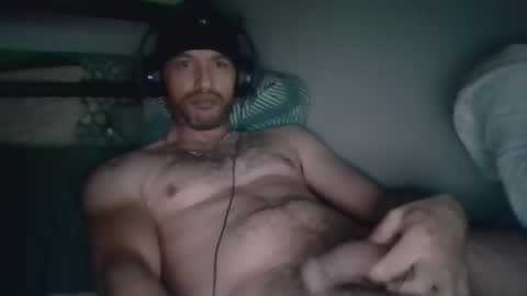 Snapshot of majorb121 chatting on February 11, 8:20 pm majorb121 online show from February 11, 8:20 pm