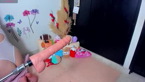 majosworld_21 online show from November 30, 9:52 pm