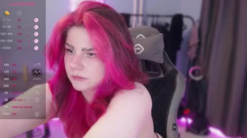 Snapshot of makelovenotwarbitchess chatting on October 26, 8:53 am Ruby online show from October 26, 8:53 am