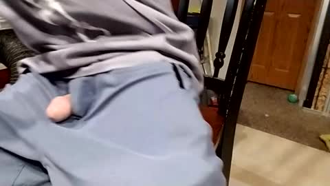 Snapshot of makemypantstightasfuck chatting on February 13, 10:55 am makemypantstightasfuck online show from February 13, 10:55 am