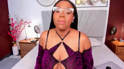 makena online show from February 26, 3:38 am