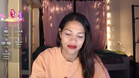 MAKENNAA online show from October 9, 10:24 am