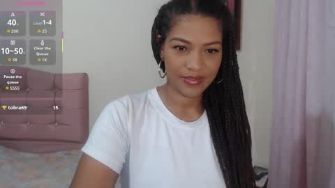 Snapshot of makennaa_1 chatting on February 2, 10:47 am MAKENNAA online show from February 2, 10:47 am