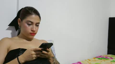 Snapshot of makenzy_darly chatting on December 12, 3:54 am Makenzy darly online show from December 12, 3:54 am