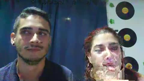 Snapshot of makenzy_darly chatting on February 8, 2:04 am Makenzy darly online show from February 8, 2:04 am