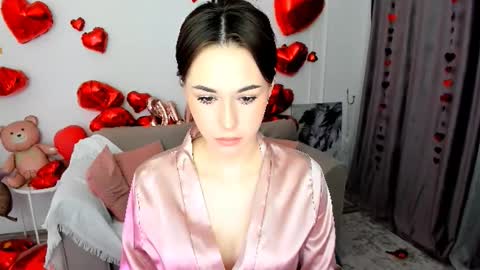 Snapshot of makeyouehappy chatting on February 18, 3:24 am makeyouehappy online show from February 18, 3:24 am