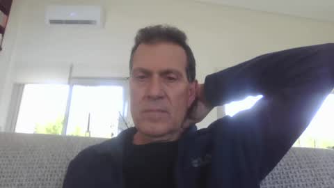 makis8989 online show from December 27, 9:50 am