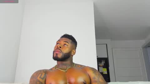 Snapshot of makonneen chatting on February 23, 10:45 am Makonnen online show from February 23, 10:45 am