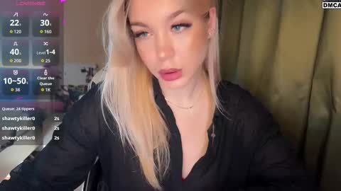 Snapshot of maksisisia chatting on November 15, 4:58 pm maksisisia online show from November 15, 4:58 pm