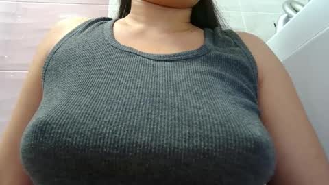 Maya online show from January 14, 3:28 pm