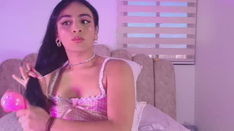 malaia thompson  online show from May 20, 12:00 pm