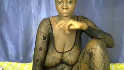 malaika_musa online show from April 10, 6:40 am