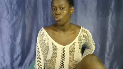Snapshot of malaika_musa chatting on April 27, 2:53 am malaika_musa online show from April 27, 2:53 am