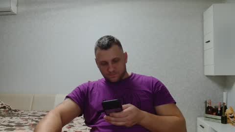 malchyshka online show from December 10, 8:19 am