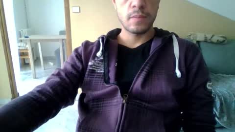 Boybi online show from November 16, 8:20 am