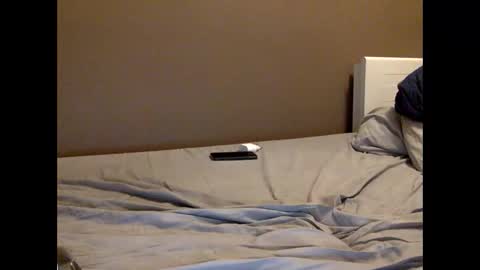 malefrench1 online show from October 10, 7:46 pm