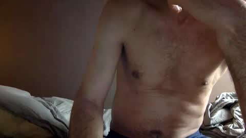 malefrench1 online show from April 6, 2:20 am