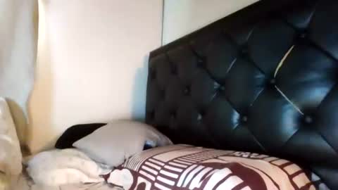 malekthick online show from June 21, 1:24 pm
