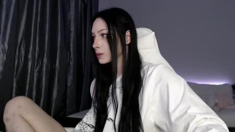 piu online show from January 13, 1:38 pm