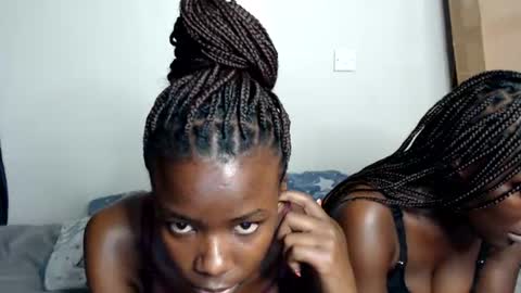 Snapshot of malia_latifa chatting on July 4, 1:39 pm lati online show from July 4, 1:39 pm
