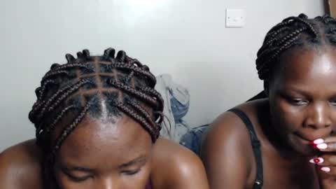 Snapshot of malia_latifa chatting on July 5, 1:45 am lati online show from July 5, 1:45 am