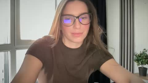 Snapshot of malina568708 chatting on February 25, 3:16 pm malina568708 online show from February 25, 3:16 pm