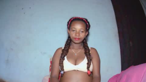 malinah01 online show from September 29, 4:17 am