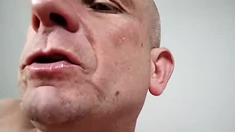 Snapshot of malinowy85 chatting on December 21, 8:54 am malinowy85 online show from December 21, 8:54 am