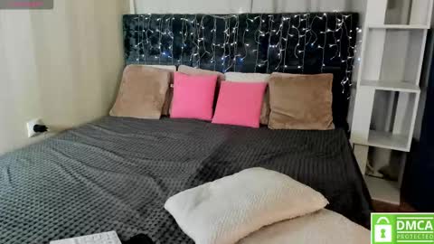 Snapshot of malisha_kiss chatting on February 28, 11:11 am Masha online show from February 28, 11:11 am