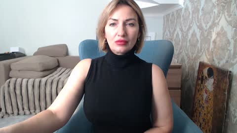 mallinia online show from March 1, 11:01 am